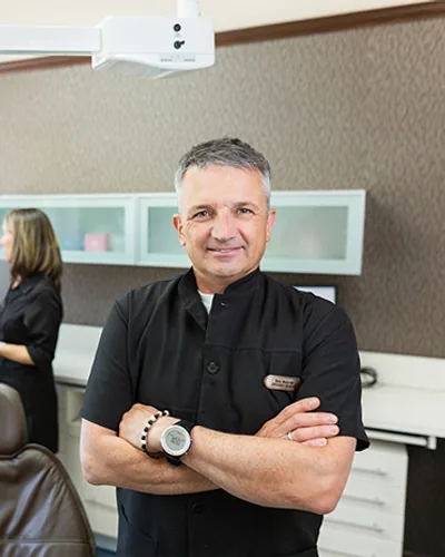 Éric Bujold, Dentiste indépendant